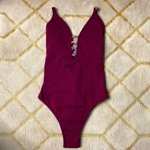 One piece swim suit